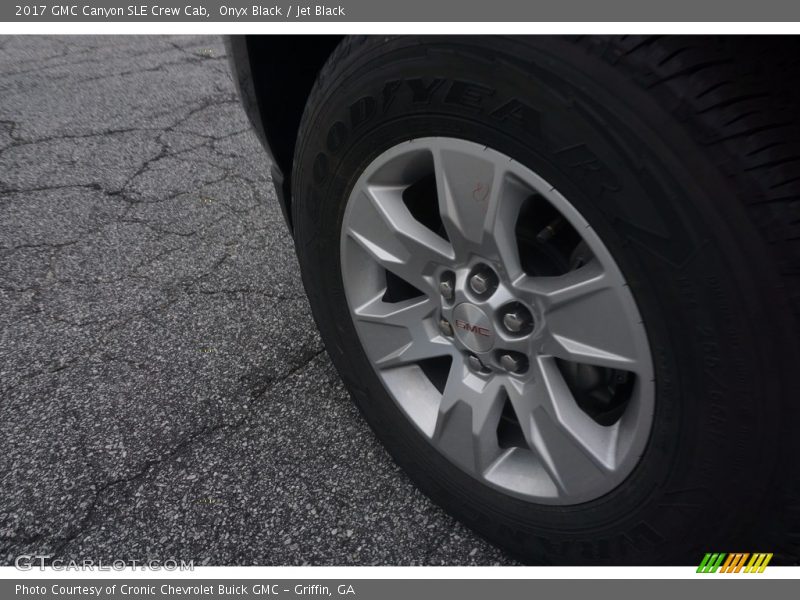 Onyx Black / Jet Black 2017 GMC Canyon SLE Crew Cab