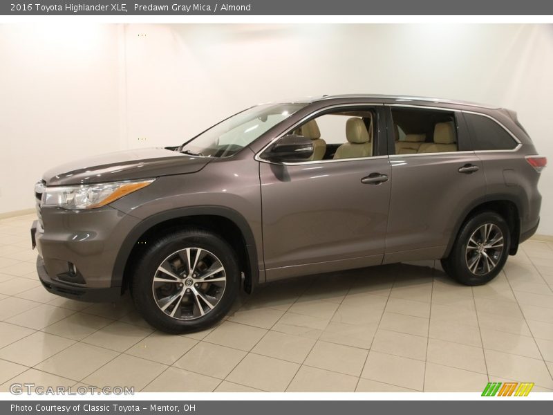 Predawn Gray Mica / Almond 2016 Toyota Highlander XLE
