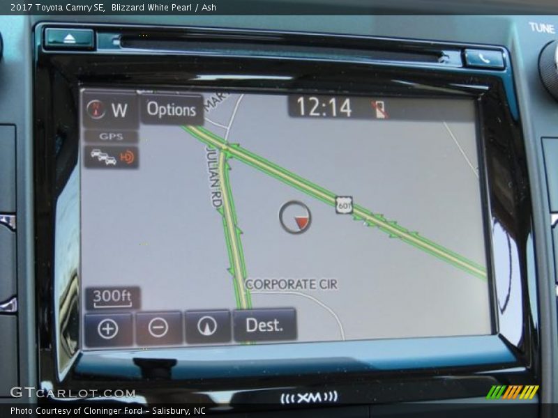 Blizzard White Pearl / Ash 2017 Toyota Camry SE