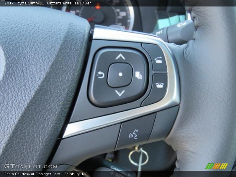 Blizzard White Pearl / Ash 2017 Toyota Camry SE