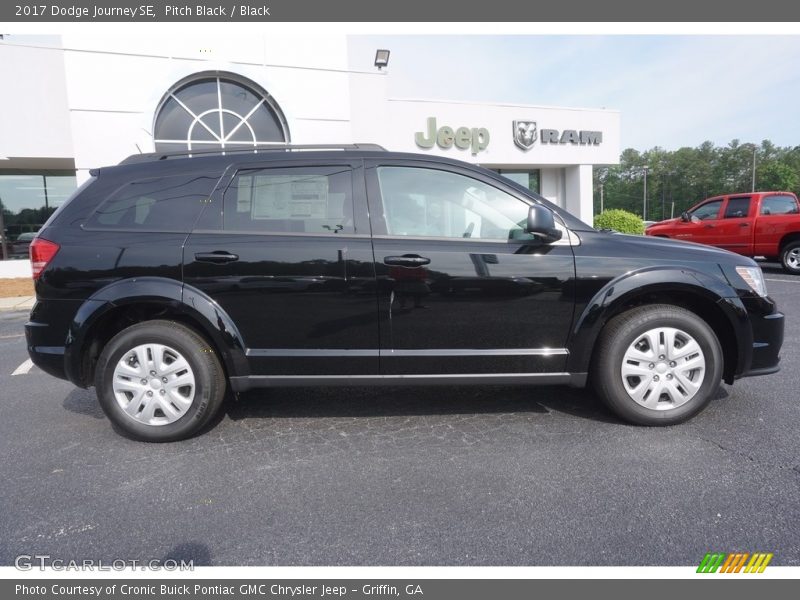 Pitch Black / Black 2017 Dodge Journey SE