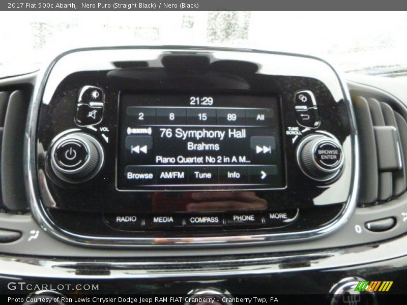 Nero Puro (Straight Black) / Nero (Black) 2017 Fiat 500c Abarth