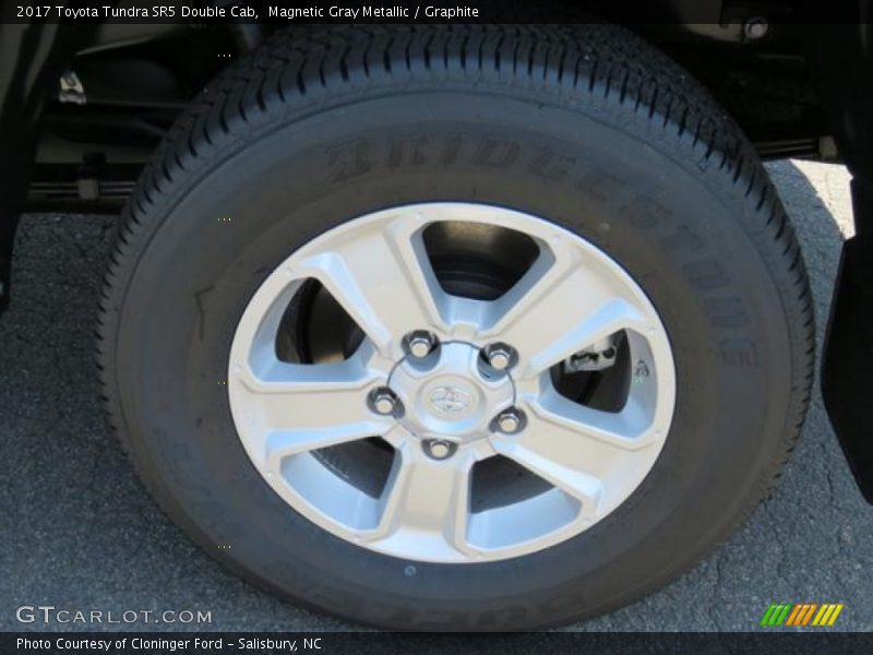 Magnetic Gray Metallic / Graphite 2017 Toyota Tundra SR5 Double Cab