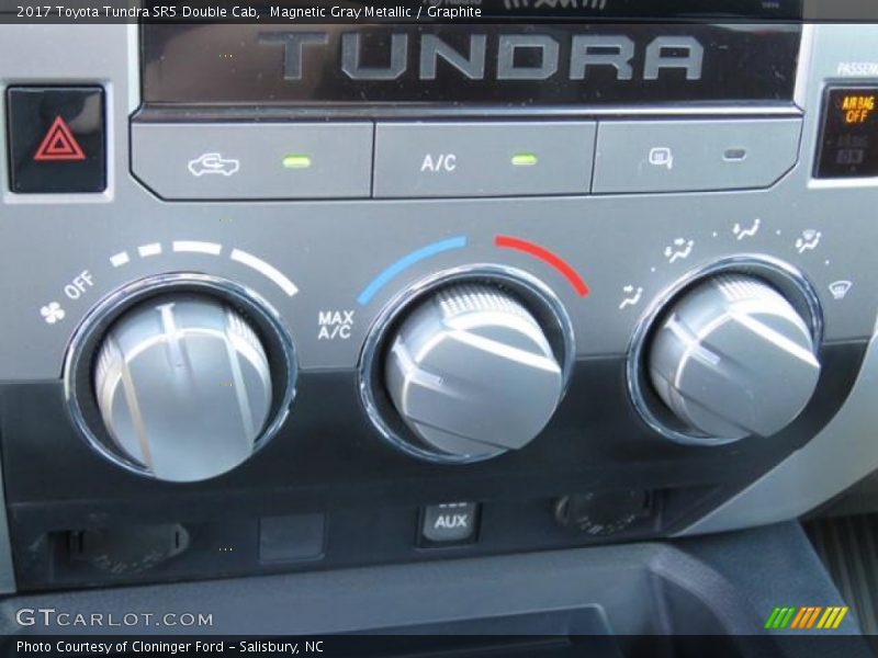 Magnetic Gray Metallic / Graphite 2017 Toyota Tundra SR5 Double Cab