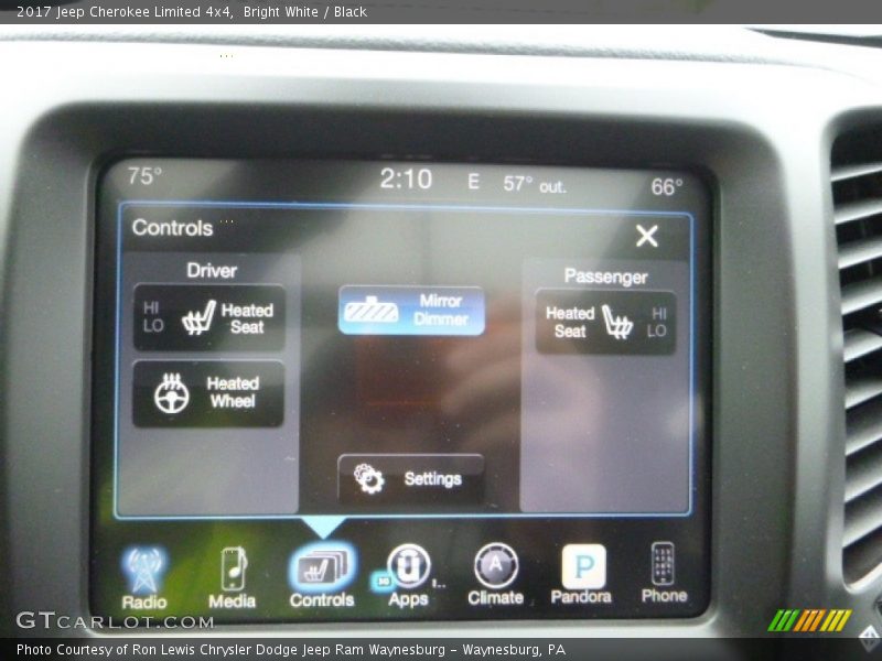 Bright White / Black 2017 Jeep Cherokee Limited 4x4