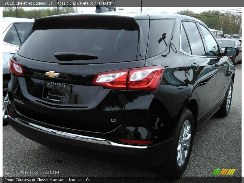 Mosaic Black Metallic / Jet Black 2018 Chevrolet Equinox LT