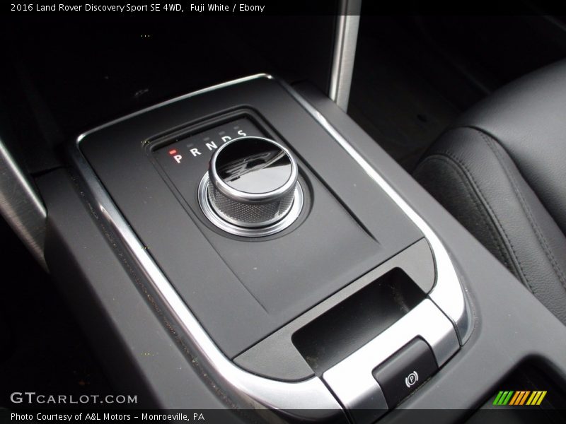 Fuji White / Ebony 2016 Land Rover Discovery Sport SE 4WD