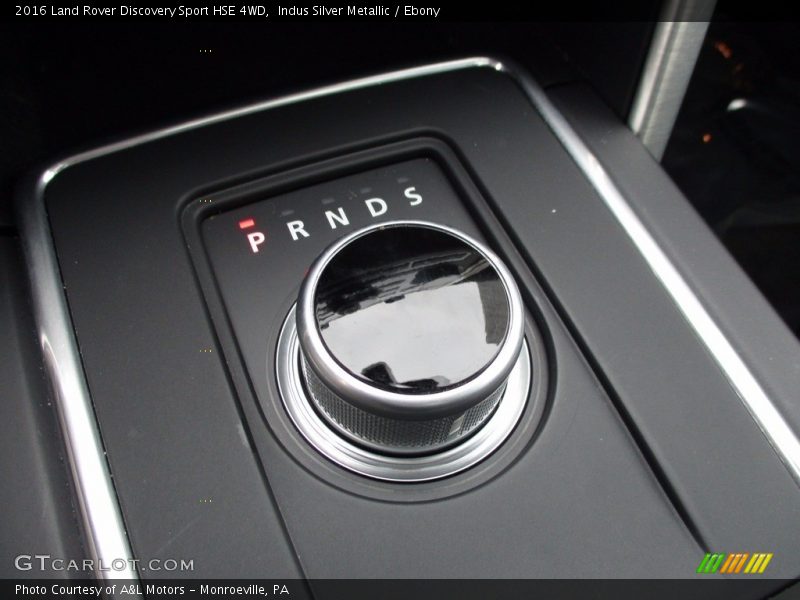 Indus Silver Metallic / Ebony 2016 Land Rover Discovery Sport HSE 4WD