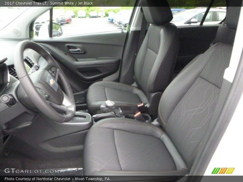 Summit White / Jet Black 2017 Chevrolet Trax LT