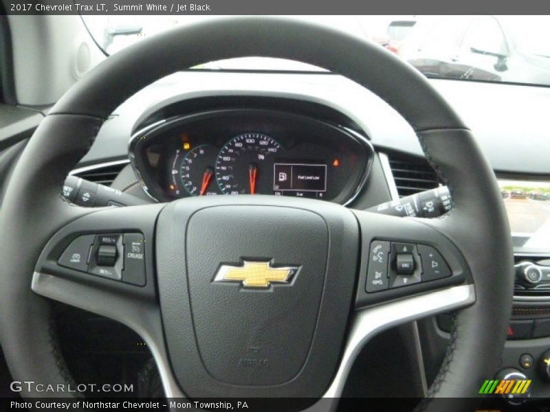 Summit White / Jet Black 2017 Chevrolet Trax LT