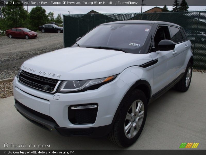 Yulong White Metallic / Ebony/Ebony 2017 Land Rover Range Rover Evoque SE Premium