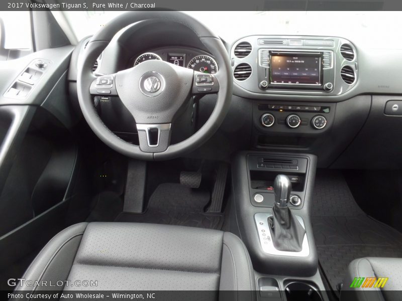 Pure White / Charcoal 2017 Volkswagen Tiguan S