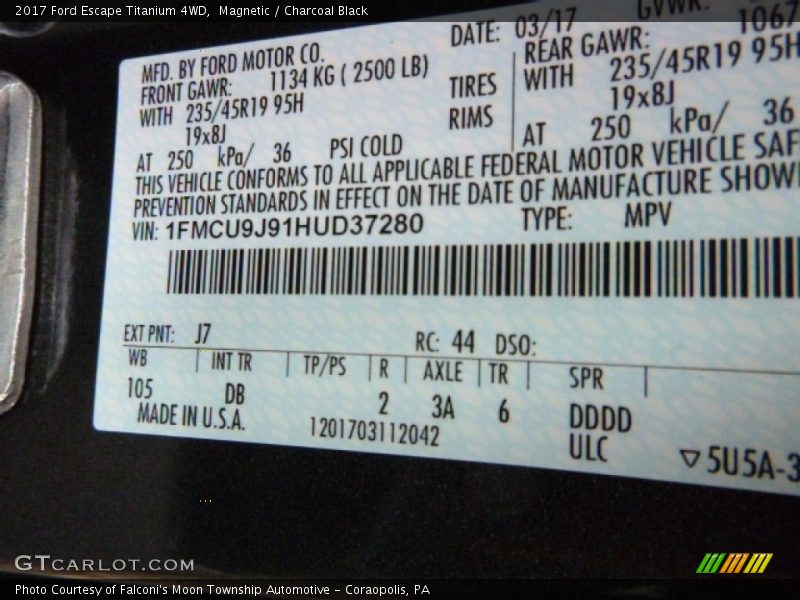 Magnetic / Charcoal Black 2017 Ford Escape Titanium 4WD