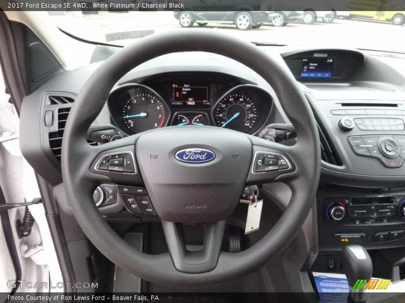 White Platinum / Charcoal Black 2017 Ford Escape SE 4WD