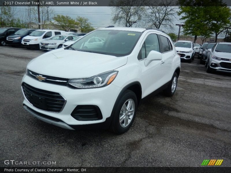 Summit White / Jet Black 2017 Chevrolet Trax LT AWD