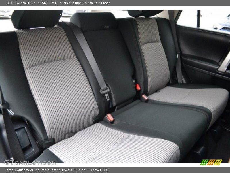 Midnight Black Metallic / Black 2016 Toyota 4Runner SR5 4x4