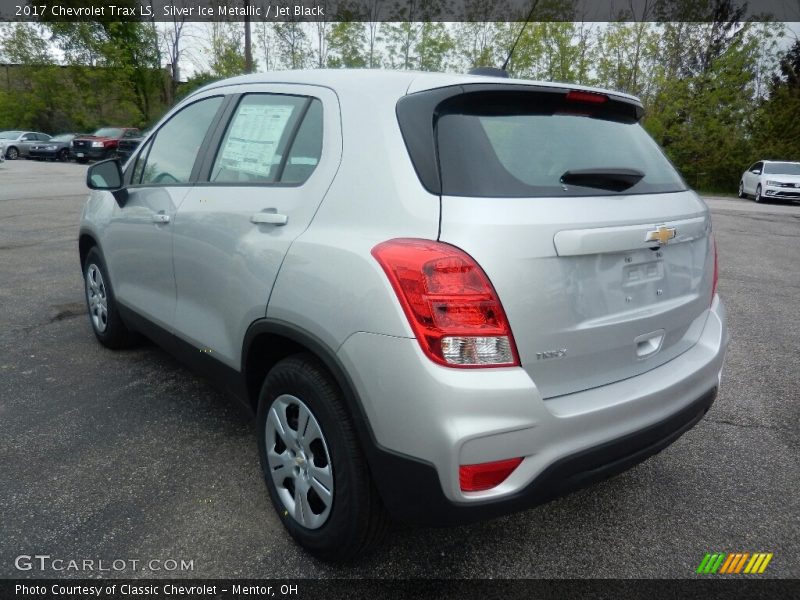 Silver Ice Metallic / Jet Black 2017 Chevrolet Trax LS