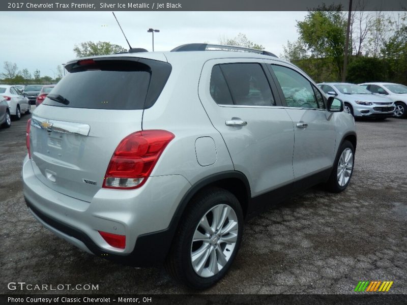 Silver Ice Metallic / Jet Black 2017 Chevrolet Trax Premier
