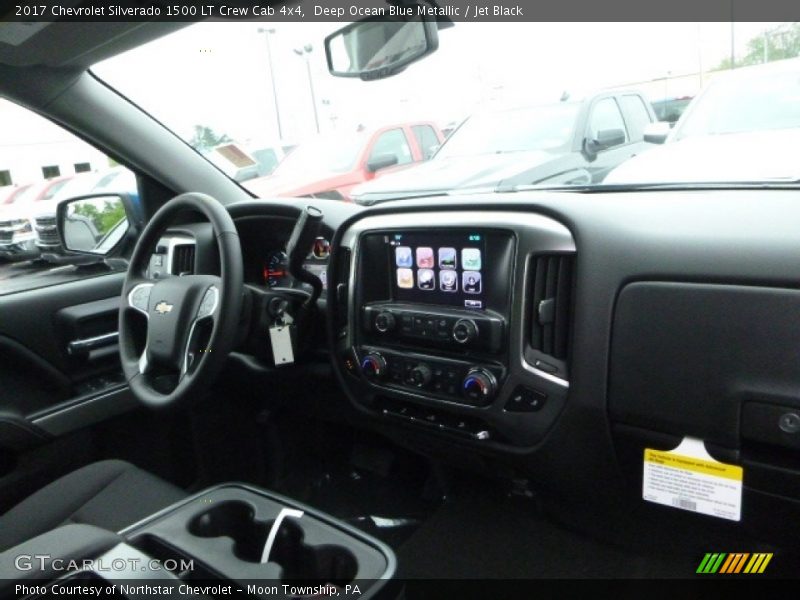 Deep Ocean Blue Metallic / Jet Black 2017 Chevrolet Silverado 1500 LT Crew Cab 4x4