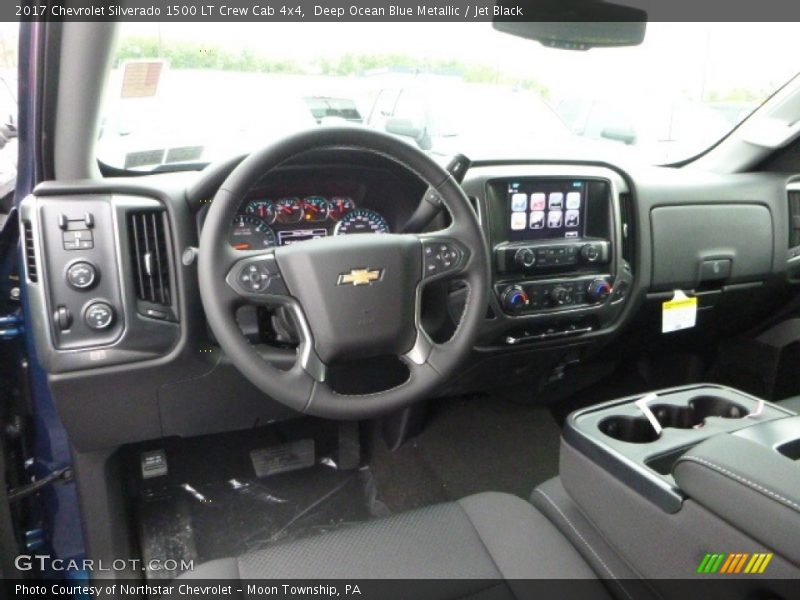 Deep Ocean Blue Metallic / Jet Black 2017 Chevrolet Silverado 1500 LT Crew Cab 4x4