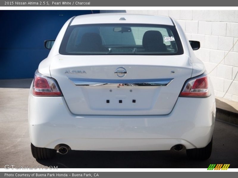 Pearl White / Charcoal 2015 Nissan Altima 2.5 S