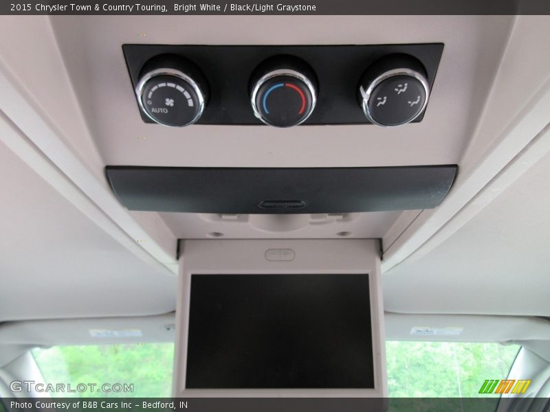 Bright White / Black/Light Graystone 2015 Chrysler Town & Country Touring