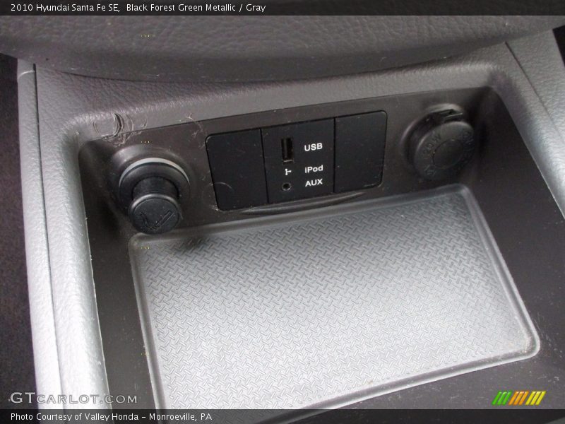 Black Forest Green Metallic / Gray 2010 Hyundai Santa Fe SE