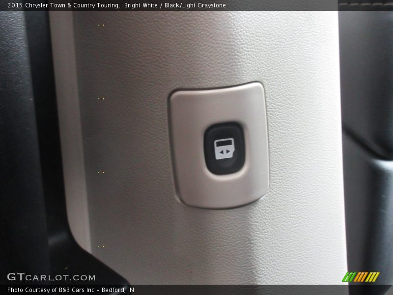 Bright White / Black/Light Graystone 2015 Chrysler Town & Country Touring