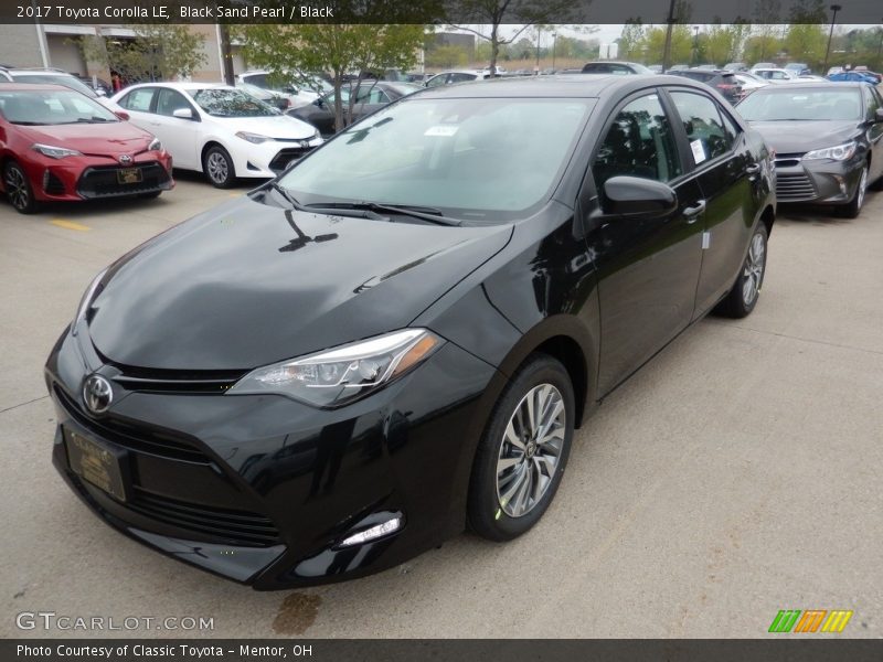 Black Sand Pearl / Black 2017 Toyota Corolla LE