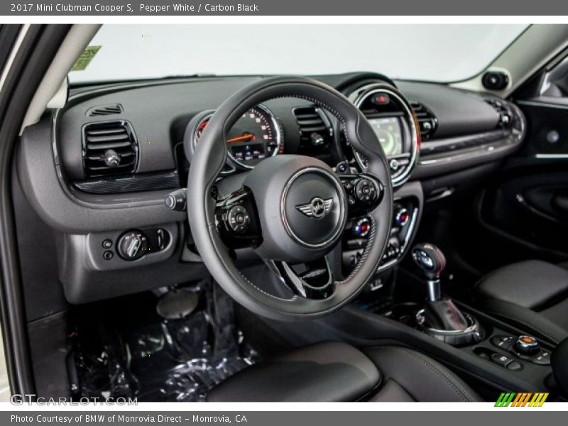 Pepper White / Carbon Black 2017 Mini Clubman Cooper S