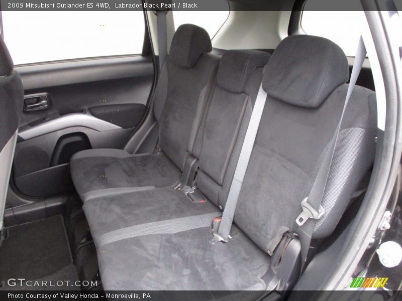 Labrador Black Pearl / Black 2009 Mitsubishi Outlander ES 4WD