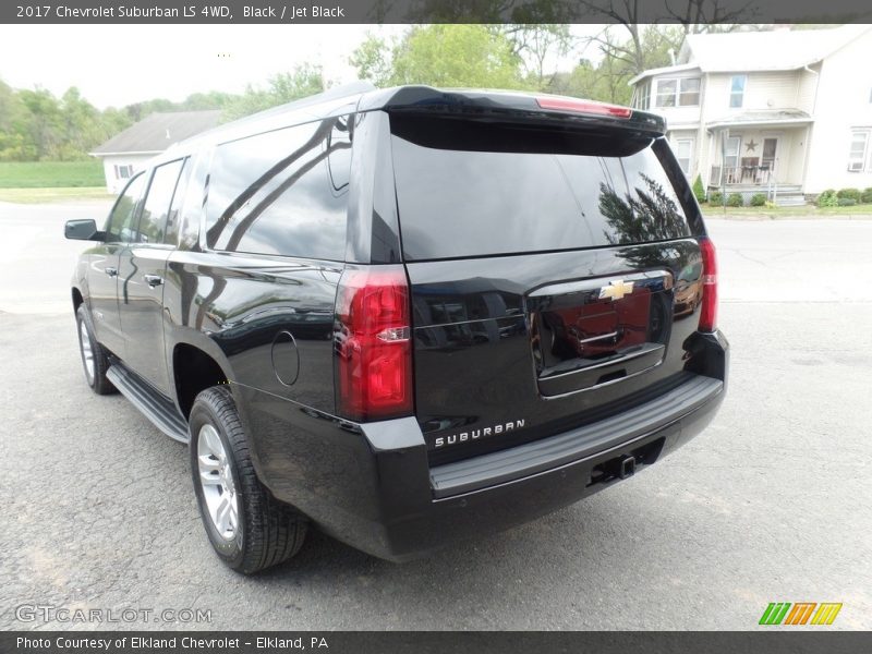 Black / Jet Black 2017 Chevrolet Suburban LS 4WD