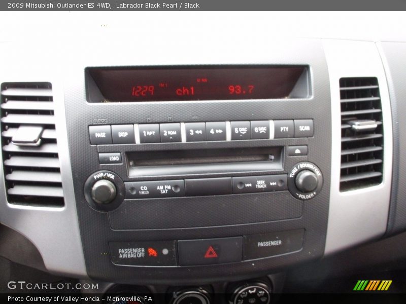 Labrador Black Pearl / Black 2009 Mitsubishi Outlander ES 4WD