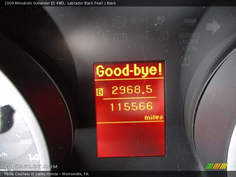 Labrador Black Pearl / Black 2009 Mitsubishi Outlander ES 4WD