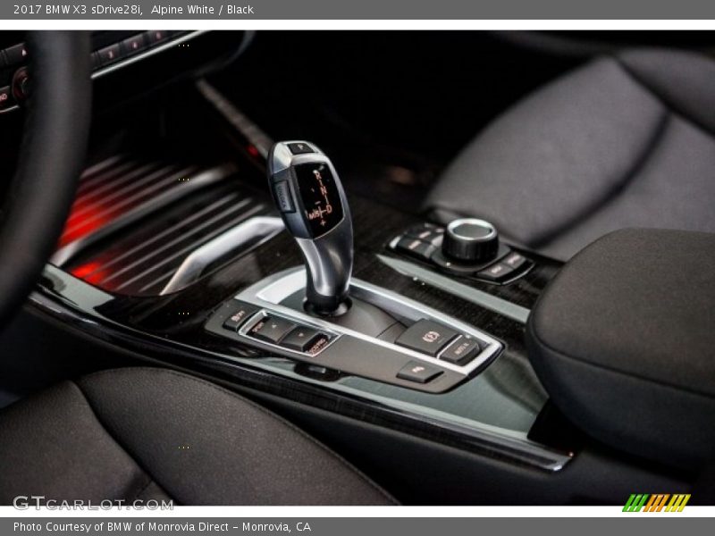 Alpine White / Black 2017 BMW X3 sDrive28i