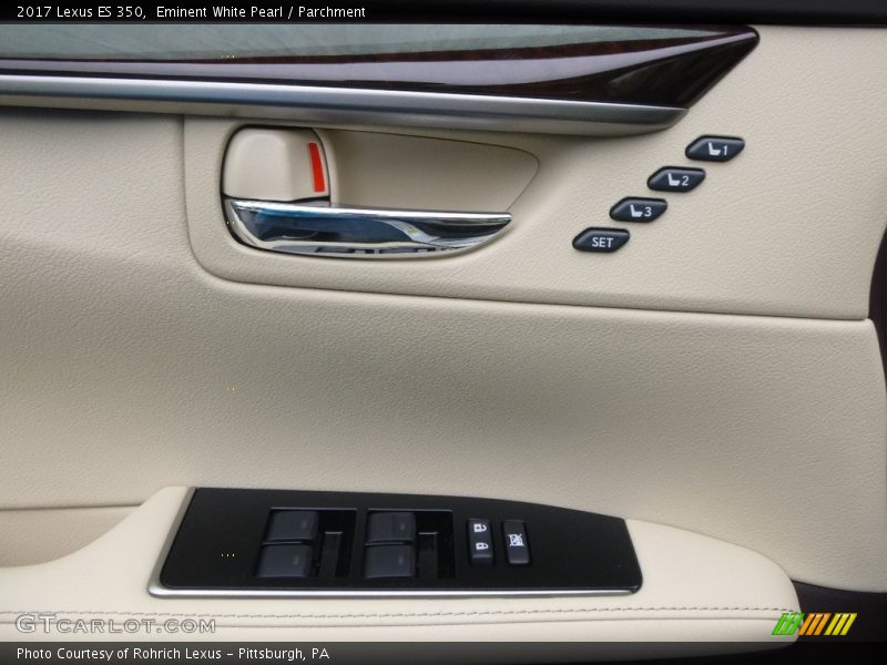 Eminent White Pearl / Parchment 2017 Lexus ES 350