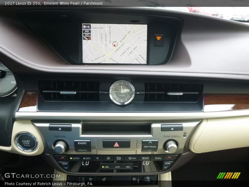 Eminent White Pearl / Parchment 2017 Lexus ES 350