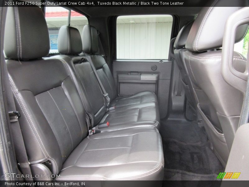 Tuxedo Black Metallic / Black Two Tone Leather 2011 Ford F250 Super Duty Lariat Crew Cab 4x4