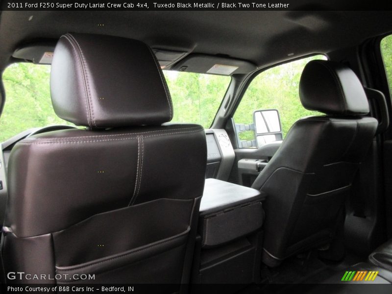 Tuxedo Black Metallic / Black Two Tone Leather 2011 Ford F250 Super Duty Lariat Crew Cab 4x4