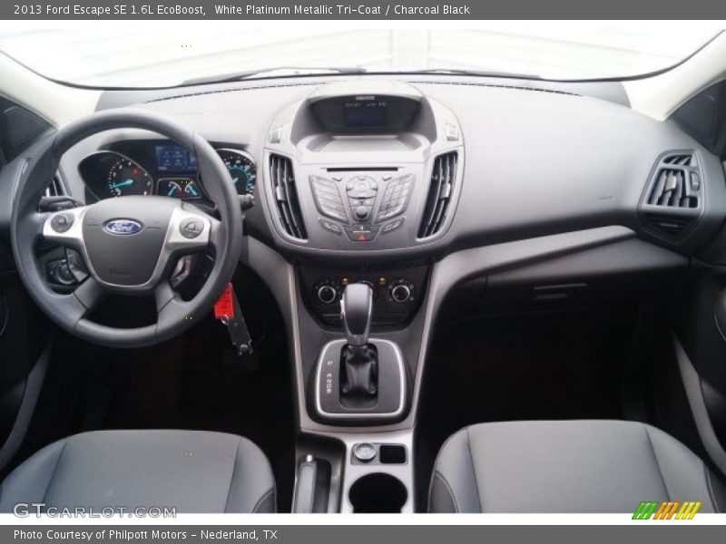White Platinum Metallic Tri-Coat / Charcoal Black 2013 Ford Escape SE 1.6L EcoBoost