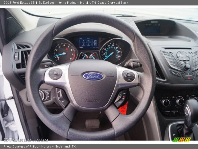 White Platinum Metallic Tri-Coat / Charcoal Black 2013 Ford Escape SE 1.6L EcoBoost