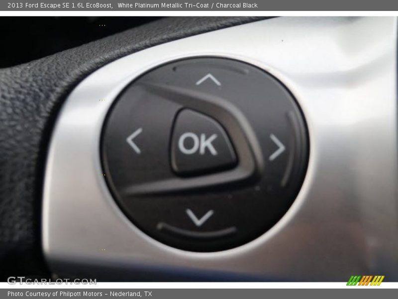 White Platinum Metallic Tri-Coat / Charcoal Black 2013 Ford Escape SE 1.6L EcoBoost