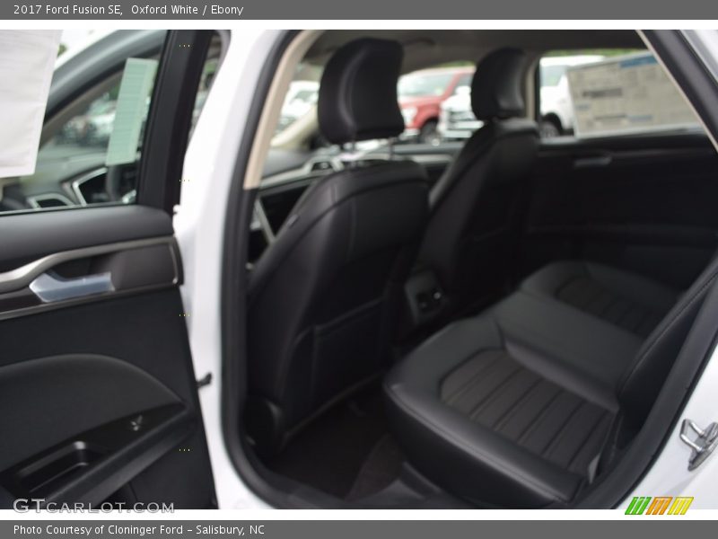 Oxford White / Ebony 2017 Ford Fusion SE