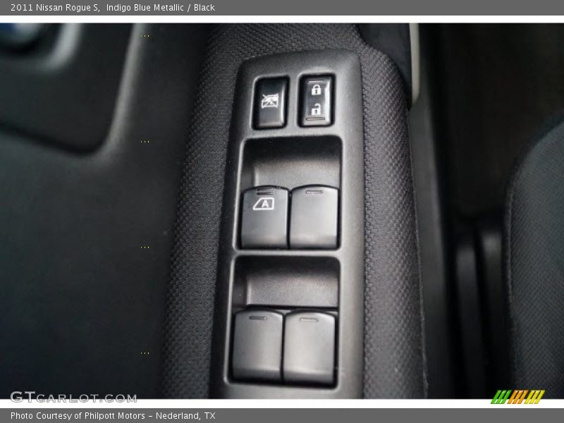Indigo Blue Metallic / Black 2011 Nissan Rogue S