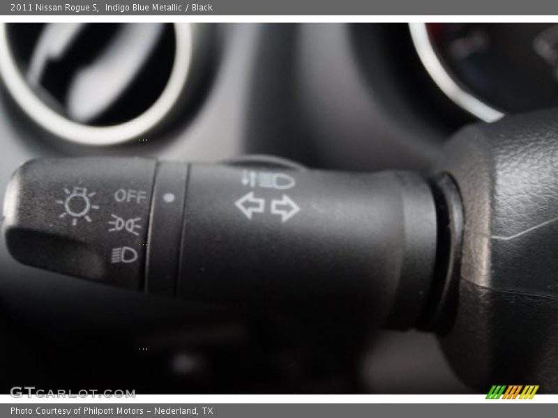 Indigo Blue Metallic / Black 2011 Nissan Rogue S
