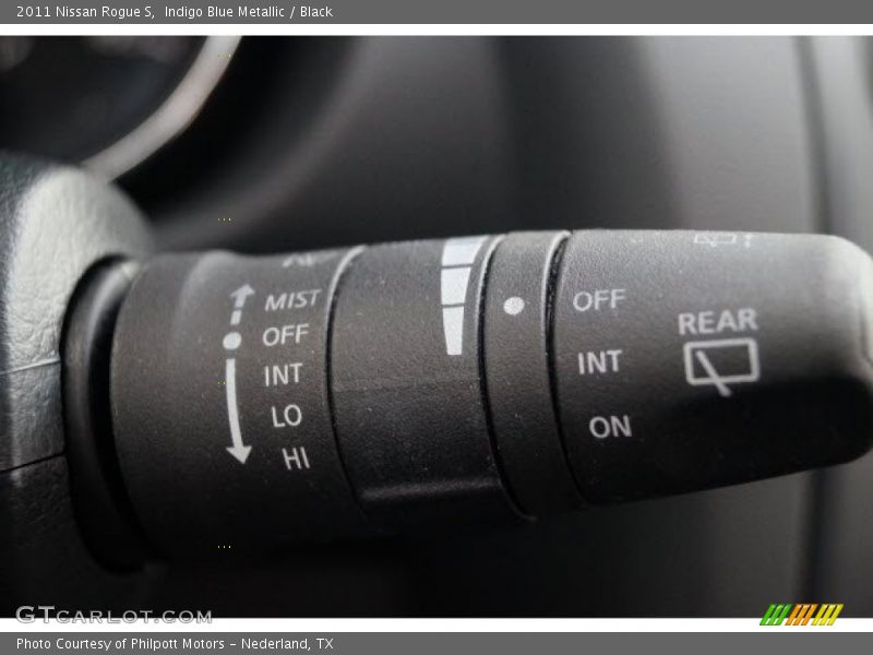 Indigo Blue Metallic / Black 2011 Nissan Rogue S