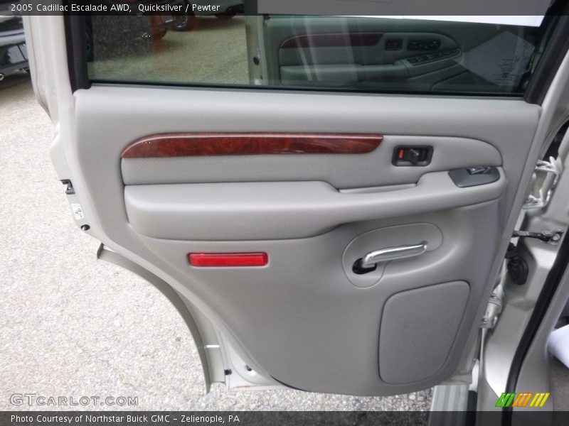 Quicksilver / Pewter 2005 Cadillac Escalade AWD