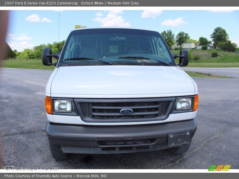 Oxford White / Medium Flint Grey 2007 Ford E Series Van E150 Commercial