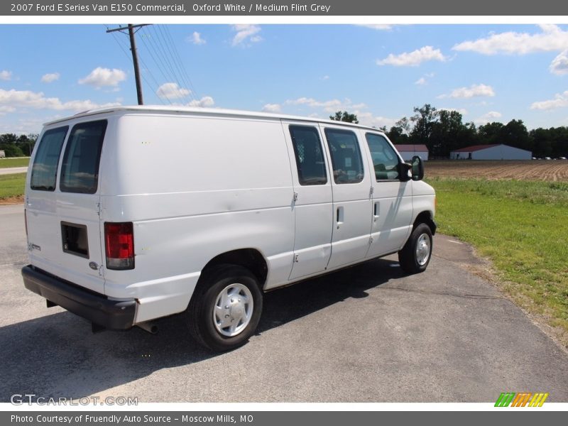 Oxford White / Medium Flint Grey 2007 Ford E Series Van E150 Commercial