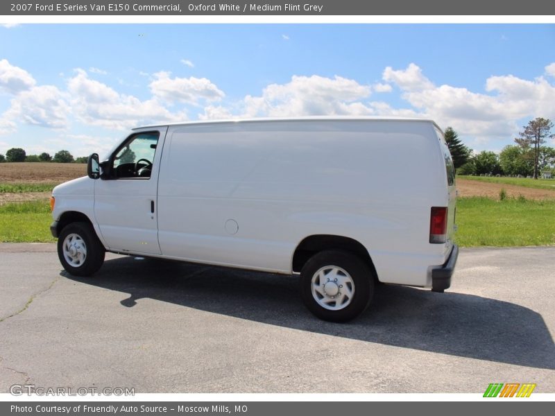 Oxford White / Medium Flint Grey 2007 Ford E Series Van E150 Commercial